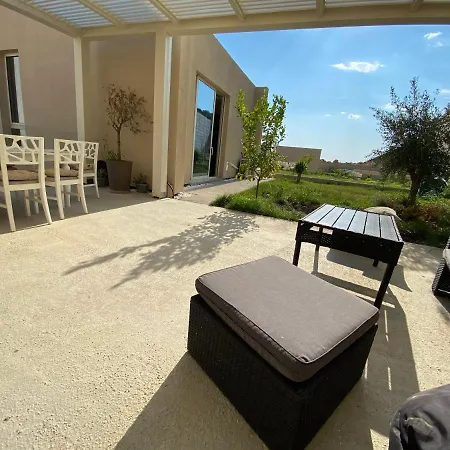 The Nest Of Palase Apartment